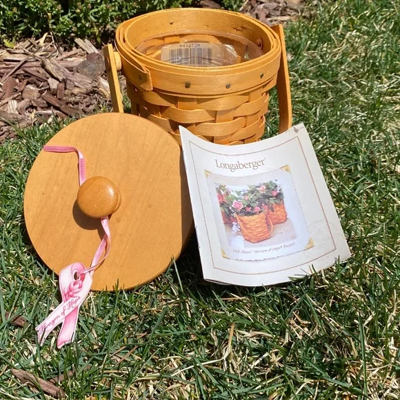 Longaberger Basket - Picture 3 of 5